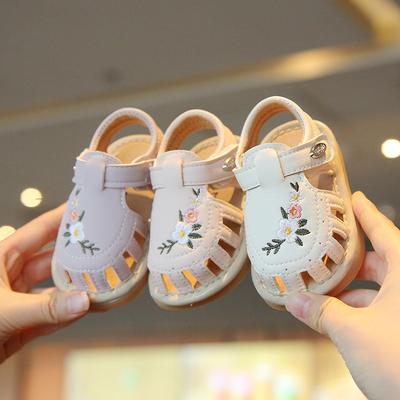 Zapatos de Caminar Cerrados Bordados para Niñas Verano Suela Suave Antideslizantes Sandalias de Princesa0-1Transpirables2Zapatos Chirriantes para Niños