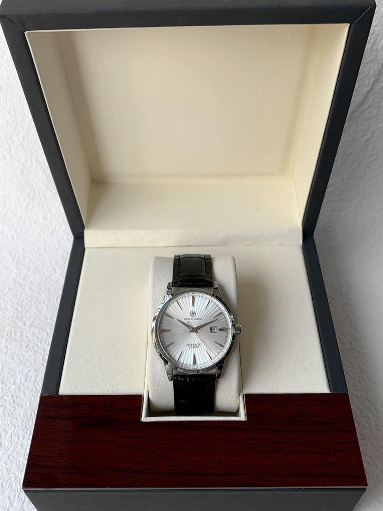 Men's Business Waterproof Quartz Wristwatch with Sweep Second Hand and Calendar
