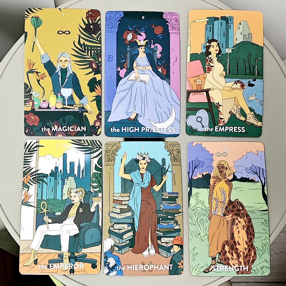 Neoterisches Feminines Tarot-Deck 10,3*6cm – 78 Stück Moderne Randlose Tarotkarten
