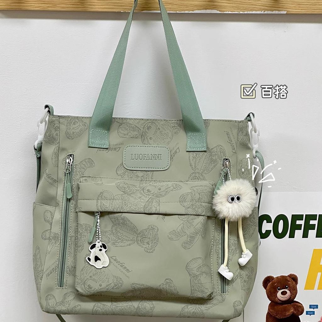 2025 new large-capacity commuter shoulder bag bear retro tote bag student class tutoring bag messenger bag bag