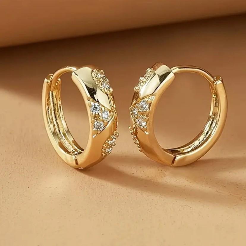 Bohemian Style Gold Hoop Earrings for Women - Sparkling Synthetic Design