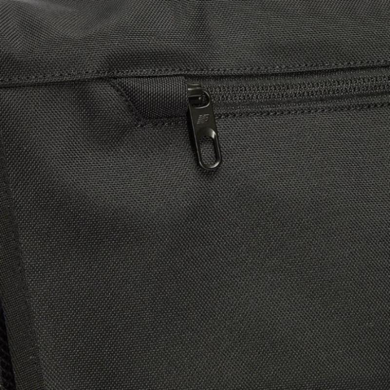 New Balance Back To School Basic Logo Messenger Bag Nbgcess205