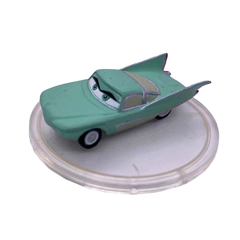 Pixar Cars Mcqueen Sheriff Flo Doc Hudson Luigi Guido Ramone Plastikmodell Kuchenverzierung Räder Können Sich Nicht Bewegen Kindergeschenk