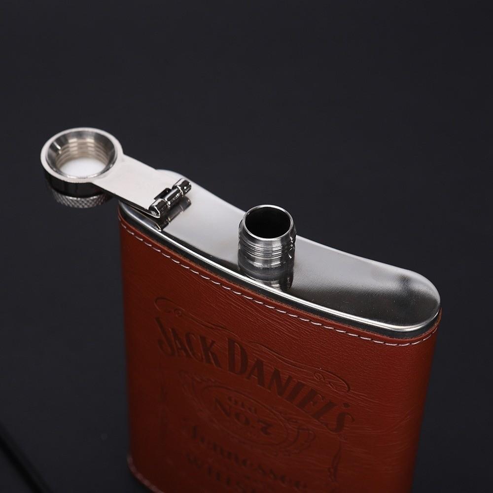 Portable 8oz Hip Flask Stainless Steel Leakproof Drinking Water Bottle Leather Covered Mini Wine Cup Outdoor