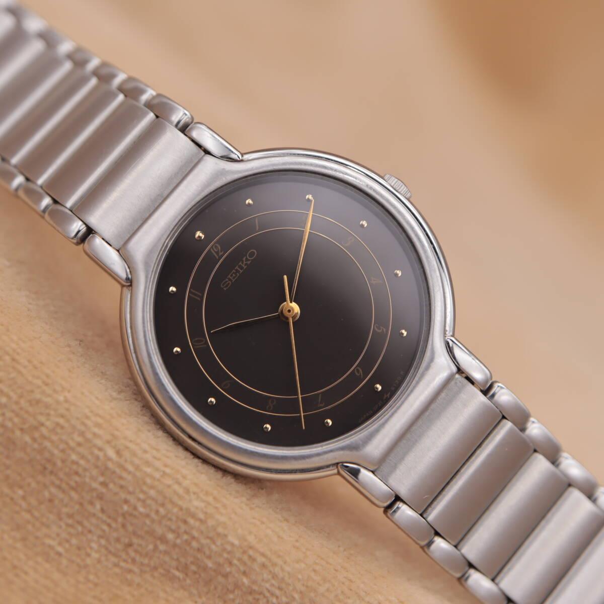 Seiko 5P31-6120 SEIKO Brown Dial Boys Unisex Silver Metal 30mm Made in 1987 Battery replaced CH554