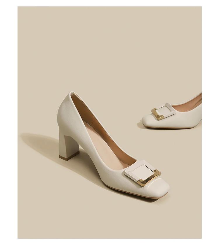 

Мода 2024 Весна и Осень Новые женские туфли Модные однотонные туфли с квадратным носком и неглубоким ртом с металлическим украшением на высоком каблуке для женщин 39