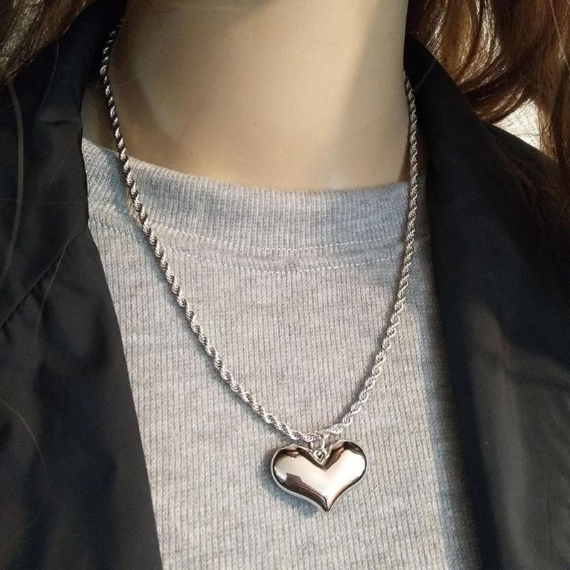 Sweet Heart Pendant Necklace Fashion Statement Choker Simple Braided Rope Collar Necklace Party Jewelry Clavicle Chain