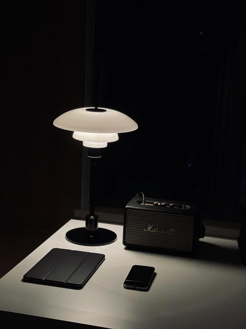 

Датский дизайн высококачественная светодиодная настольная лампа близка к оригиналу для гостиной спальни напольная лампа UK Plug