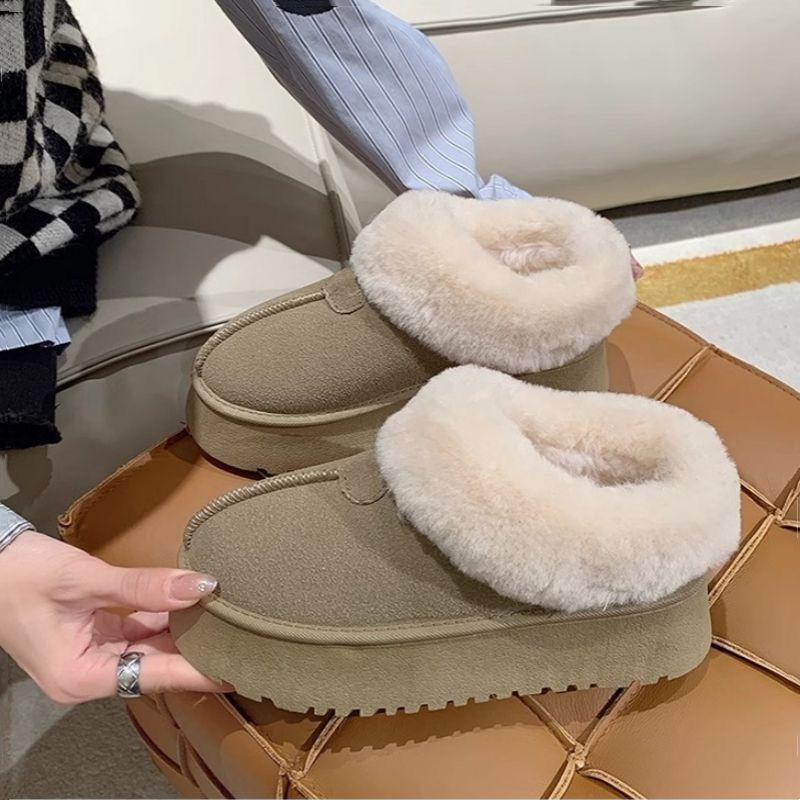 Winter Thick Soled and Furry Snow Boots for Women with Thick Foot Pedals for Warmth and Anti Slip Cotton Shoes