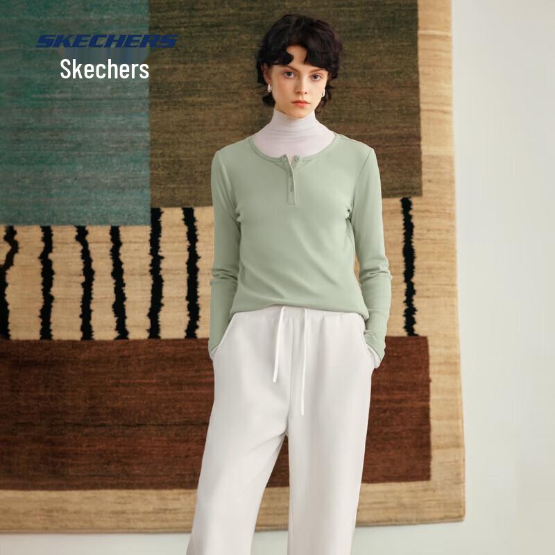 Skechers Women s Slim Fit Crew Neck Sweatshirt M