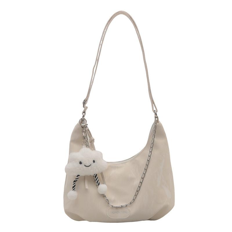 Stylish 2024 Trendy Chain Shoulder Bag For Women With Spacious Tote Design