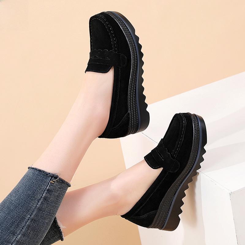 Genuine Leather Women's Sneakers - Spring/Autumn Style, Thick-Soled Wedge Platform, Large-Size Korean Mom Shoes
