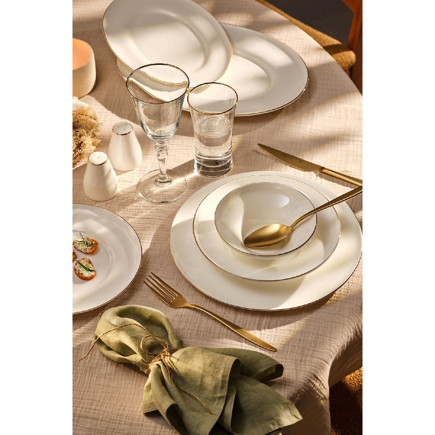 

Alicia Fine Bone 60 Piece Dinner Set For 12 People Round Gold білий