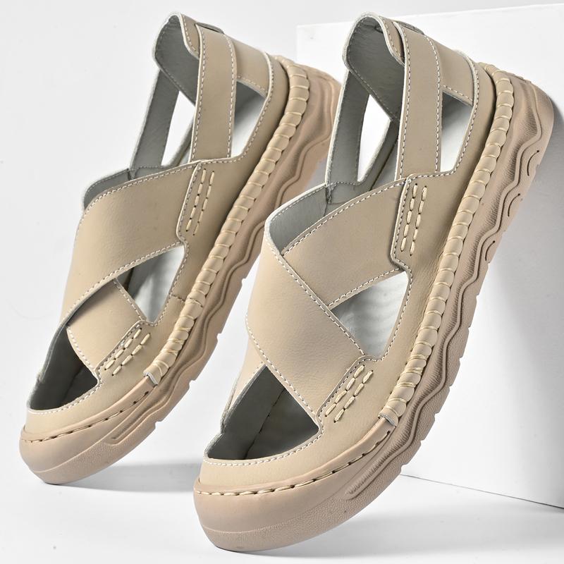 Fashion Fashion Brand Men's Outdoor Comfortable Thick Soled Non Slip Beach Shoes Summer New Men's Handmade Cowhide Breathable Sandals