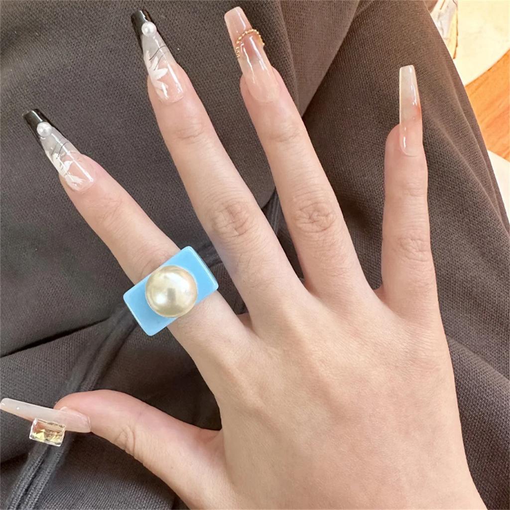 Cool Punk Ring Gold Color Beads Transparent Resin Acrylic Square Rings Women Ins Party Friends Gift Trendy Jewelry Hip Hop Rings