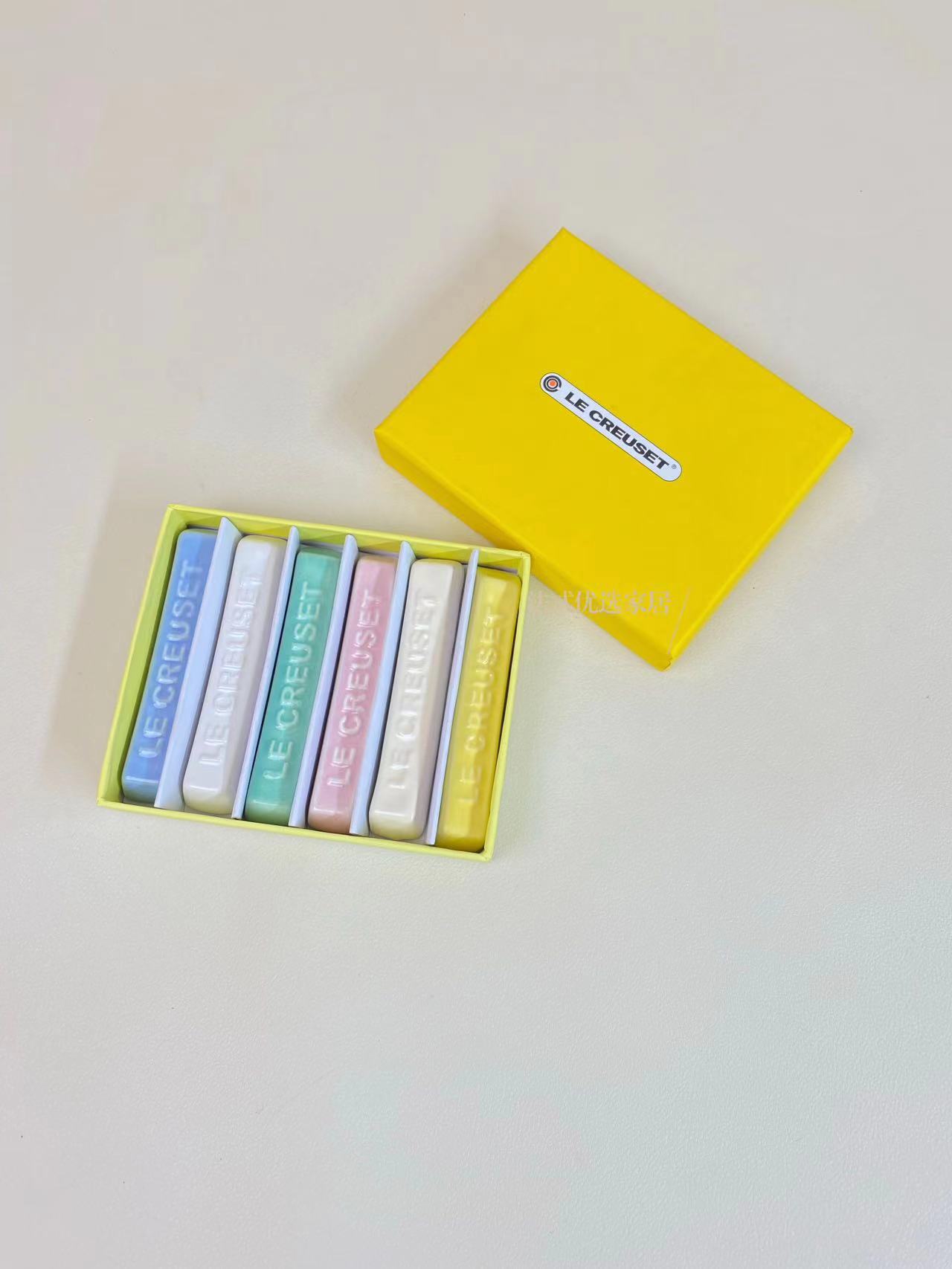 

Popular French Le Creuset Rainbow Ceramic Chopsticks Healthy Dining Set Box Vivid Tableware Household Kitchen Dining Accessories Present