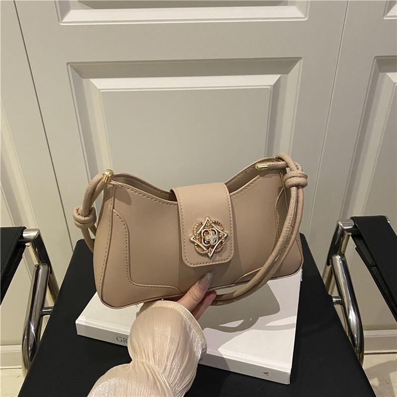 2025 new niche versatile fashion trend large-capacity commuter underarm bag high-end texture casual handbag bag
