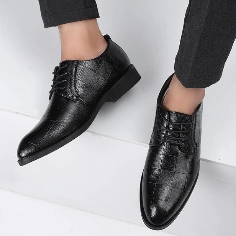 Plaid Plain Low Heel Men's Formal Shoes Soft Elegant and Classic Gentleman Legitimate Leather Price 39 Party Social Shoe Male