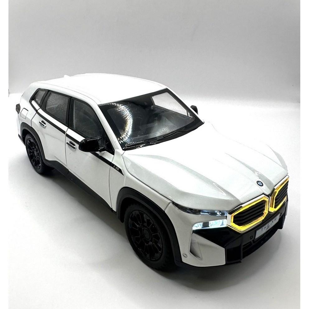 BMW XM SUV 1:Modellino di Auto in Metallo pressofuso Scala 1:24, Nero