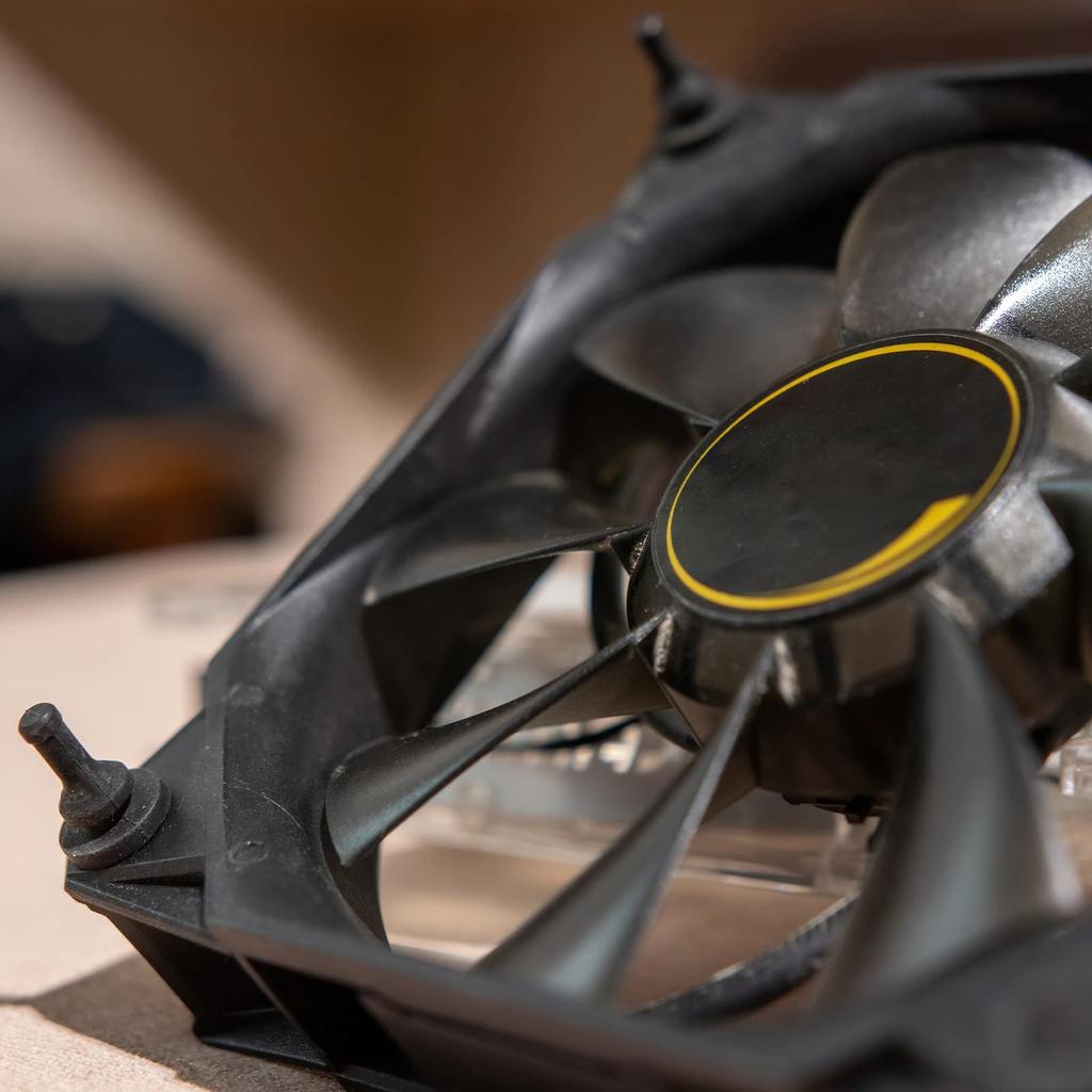 Uxcell Gehäuselüfter-Befestigungsschrauben, Silikon, reduziert Geräusche und Vibrationen, Befestigungsstift, Nieten, 9 mm x für PC-Gehäuse-Lüfter, 10 Stück, 22,7 mm