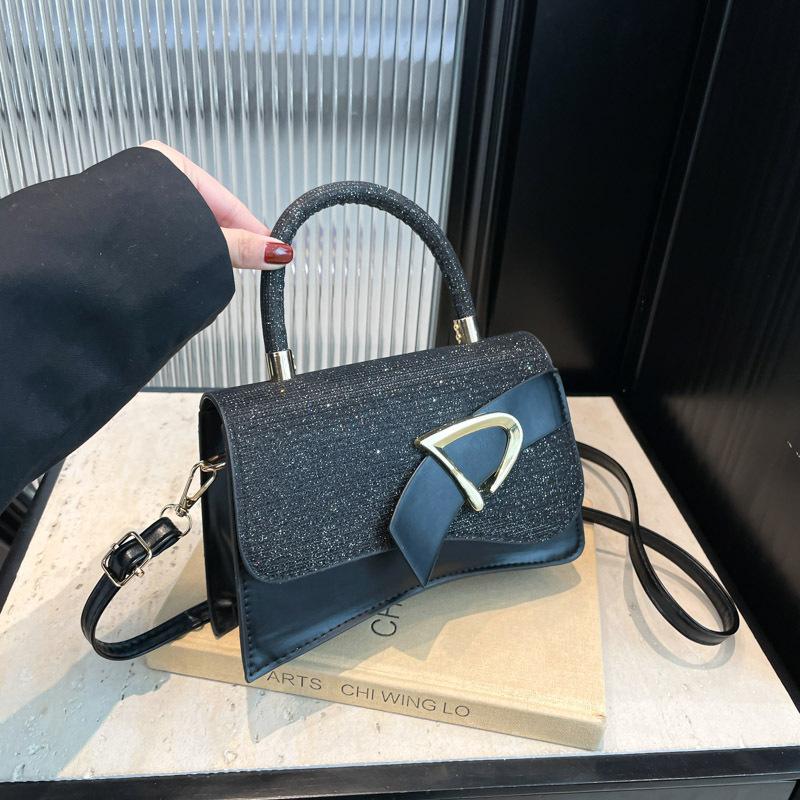 Fashion light luxury 2025 new foreign style Korean version popular retro casual solid color portable shoulder crossbody small square bag