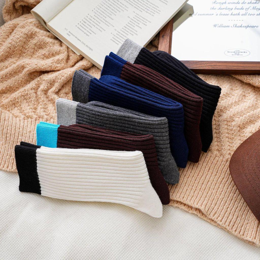 Retro Mid-Calf Slouchy Socks with Vertical Stripes - Spliced and Double-Stitched for Autumn and Winter. Versatile Ins Style.