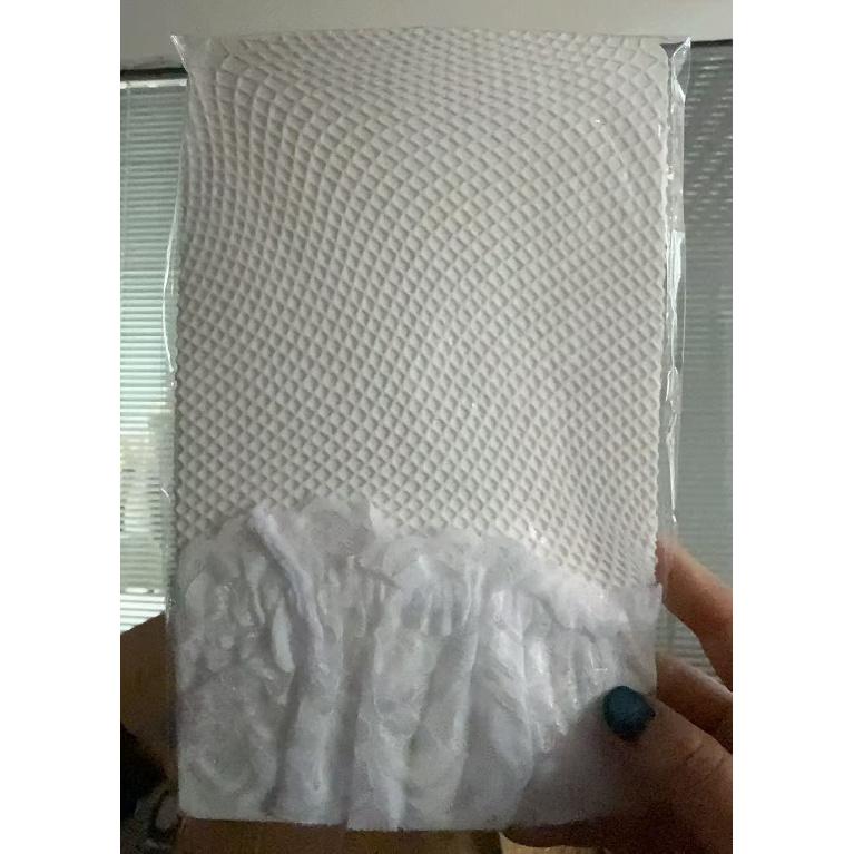 Plus Size Lace Fishnet stockings200Hollow-out Small Mesh Over-the-knee Fishnet Stockings