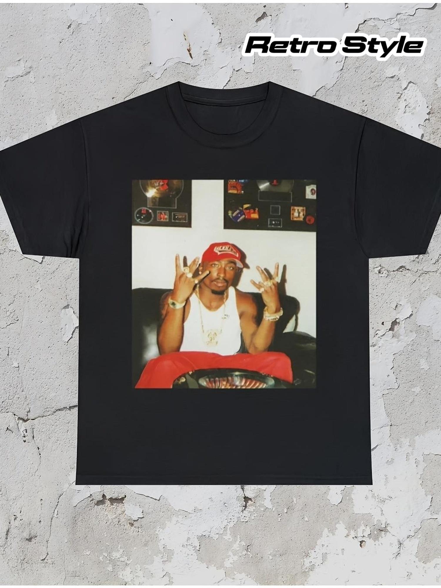 

2Pac-Inspired Black T-Shirt - 90s Hip Hop Style, Cotton Tee with Iconic Music Artist Print, Casual Round Neck, Machine Washable, S разноцветный