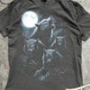Vintage Werwolf T-Shirt, Vollmond heulende Wölfe Tee, Gothic Horror Shirt, Werwölfe Mond Tee, Dunkles Gothic Grafik-T-Shirt