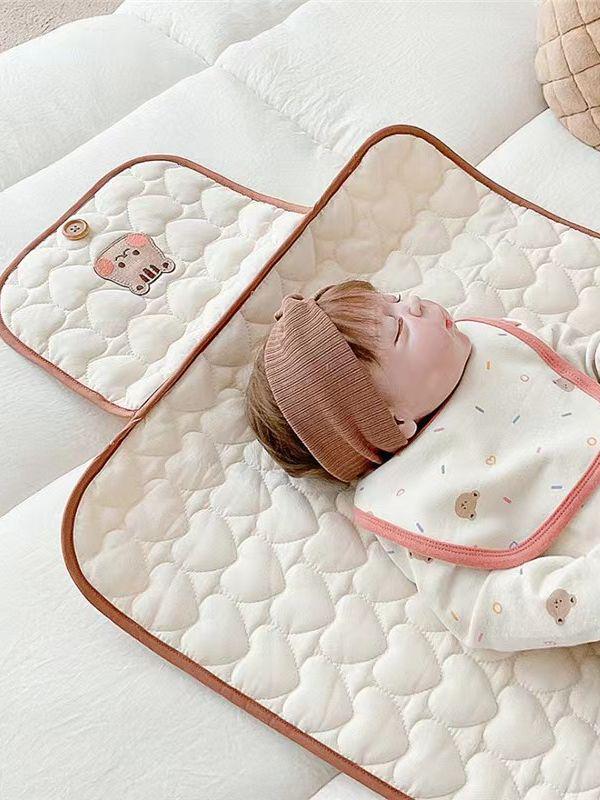 Korean Quilted Breathable Cotton Embroidered Newborn Waterproof Diaper Pad & Bag