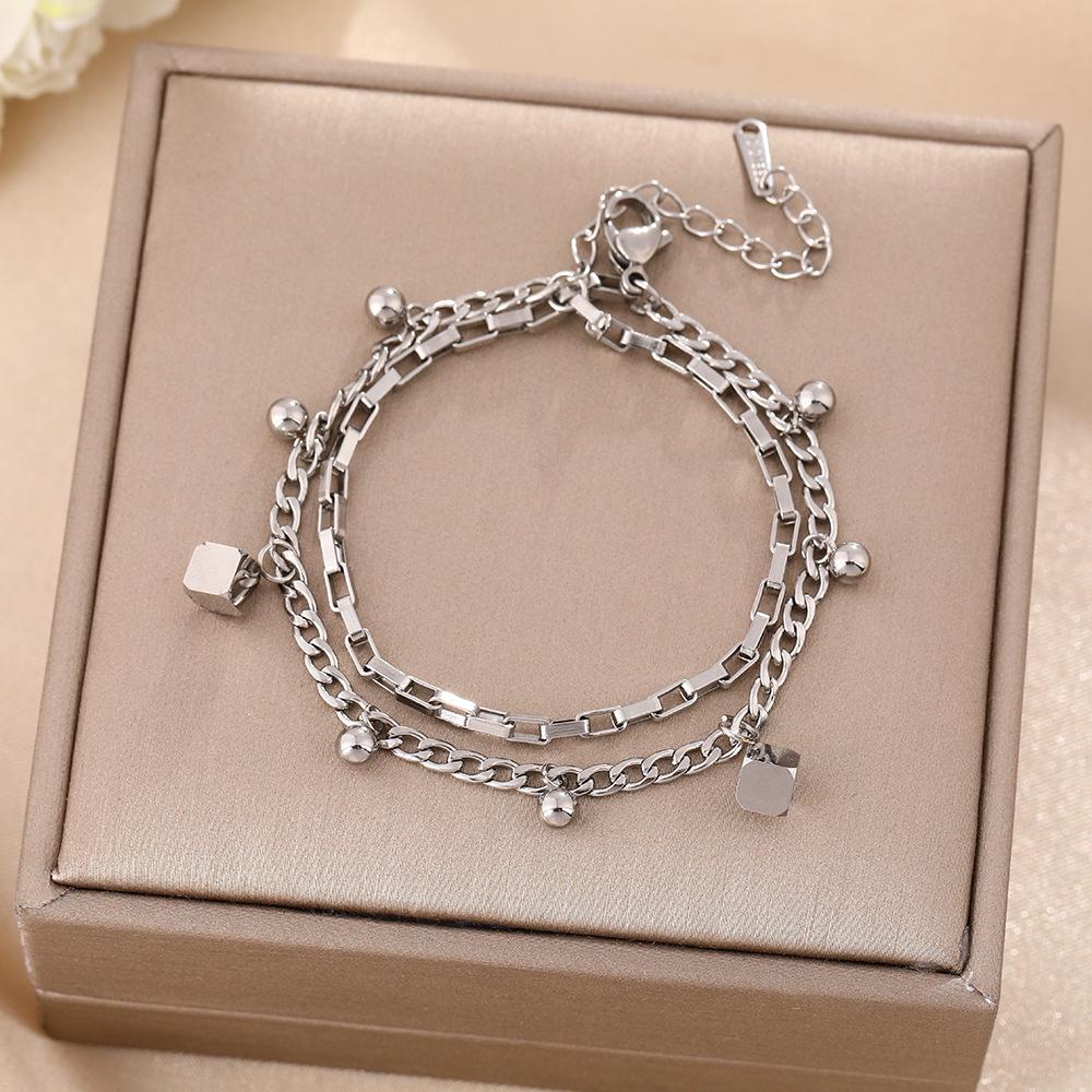 Luxe Titanium Staal Vierbladig Klaver Armband in Koreaanse Stijl met Ingelegde Diamanten voor Vrouwen - Kleurvast