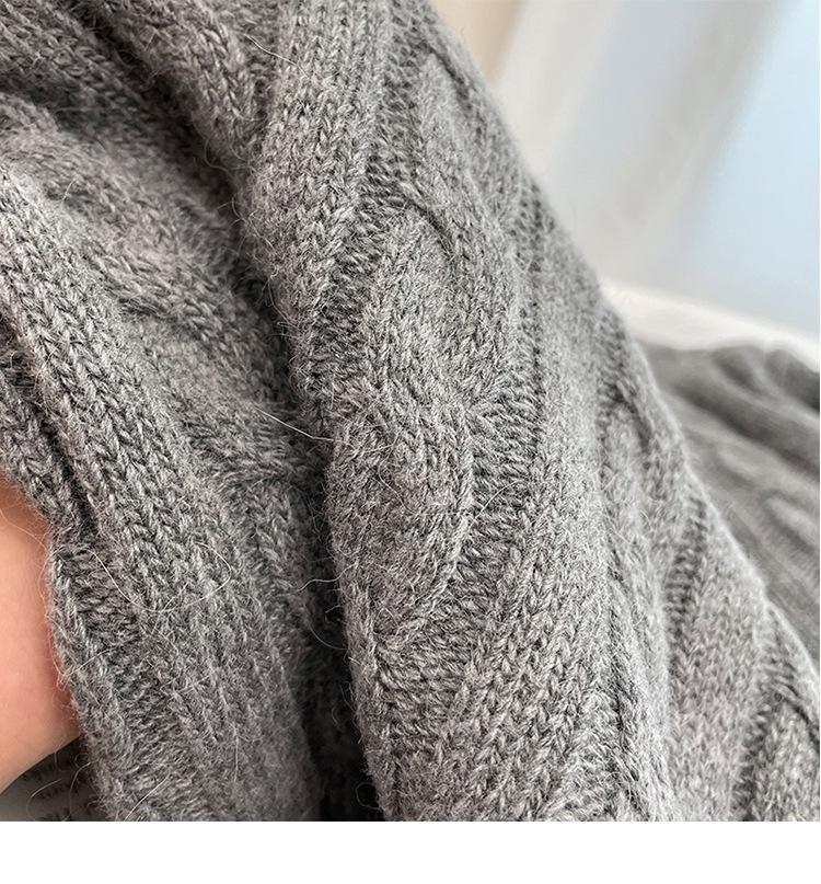 Yingjie M Women's Grey French Retro Ribbed Knit Pullover Sweater 220576 - Autumn/Winter 2022
