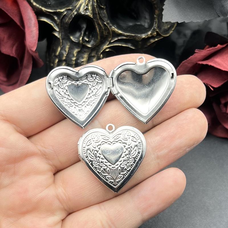2pcs Stainless Steel Heart Box Vintage Reliquary Pendant Photo Locket DIY Necklace Handicraft Charm Jewelry Making Supplies