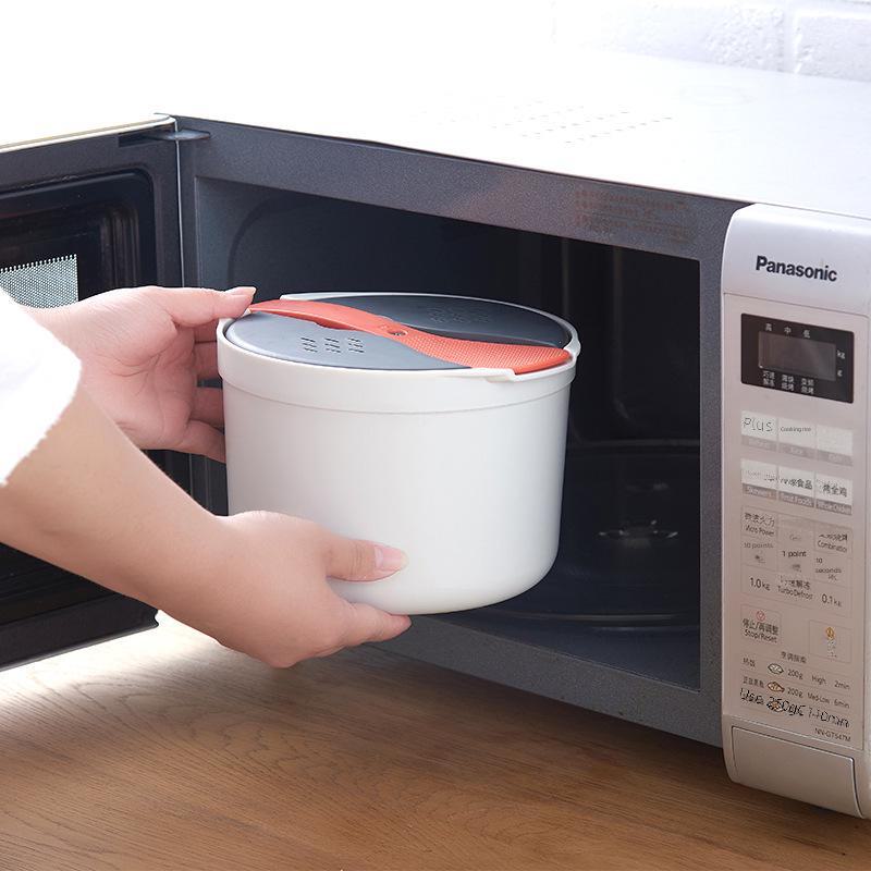 "Large Capacity Microwave Rice Cooker with Double-Layer Steamer and Rice Spoon"
