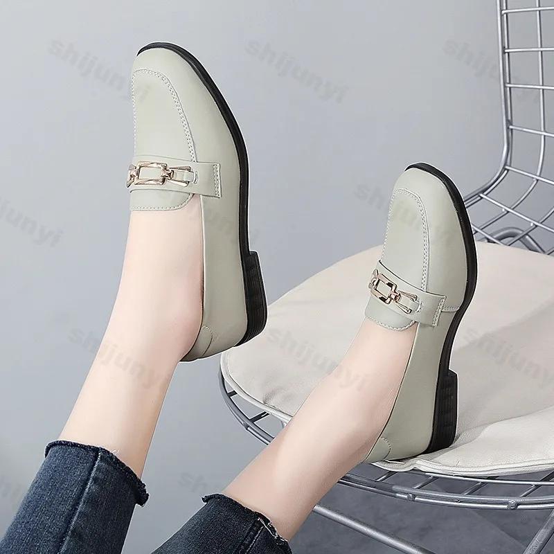 Fashion 2025 Spring Women's Shoes Flat Comfortable Anti Slip Lightweight New Fashion Casual Shoes Metal Decoration Anti Slip Work Shoes