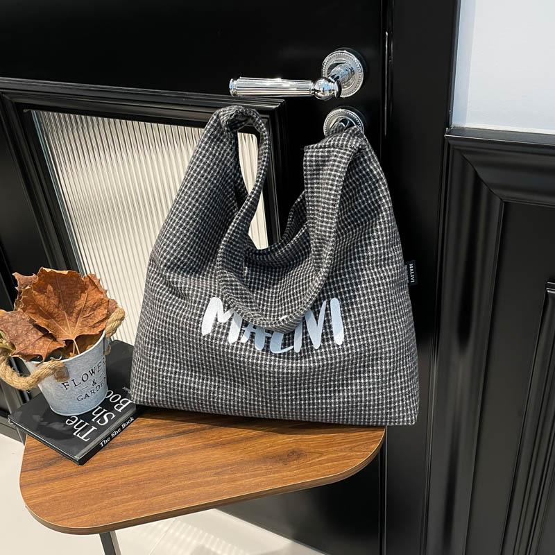 Retro large-capacity shoulder bag women's trend fashion new college student tote bag college style plaid tote bag