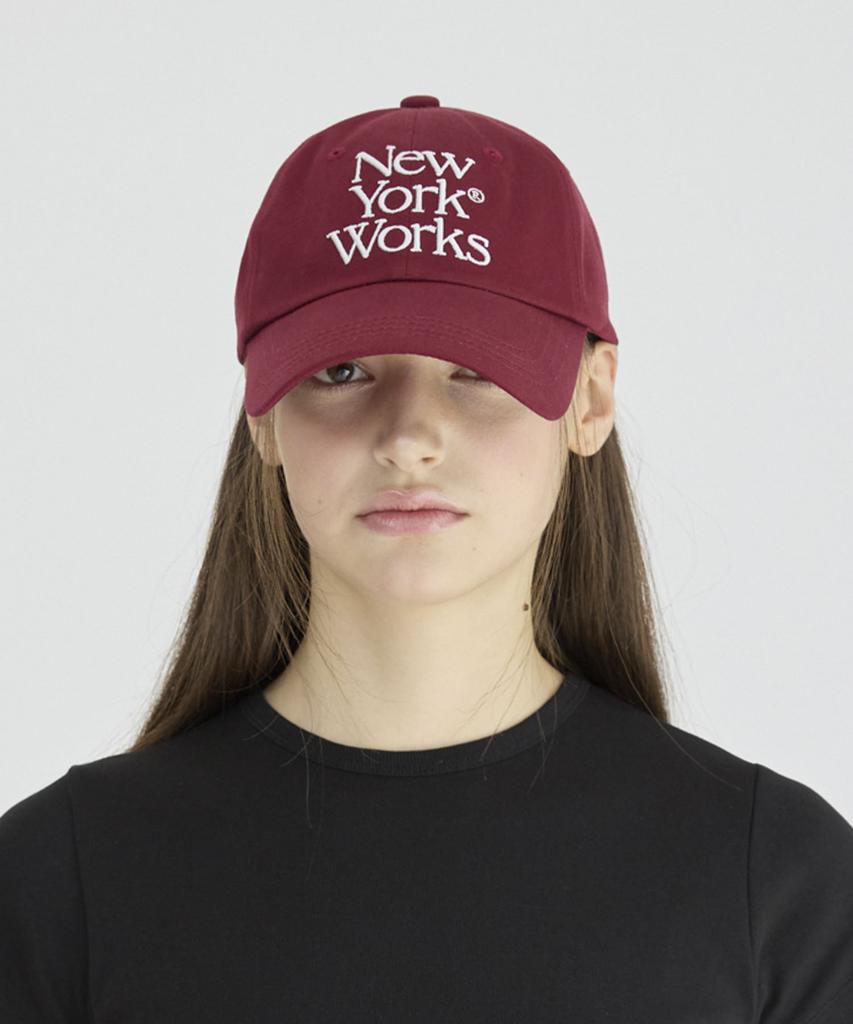 Nyuyogwogseu Mix Logo Ball Cap_ Burgundy