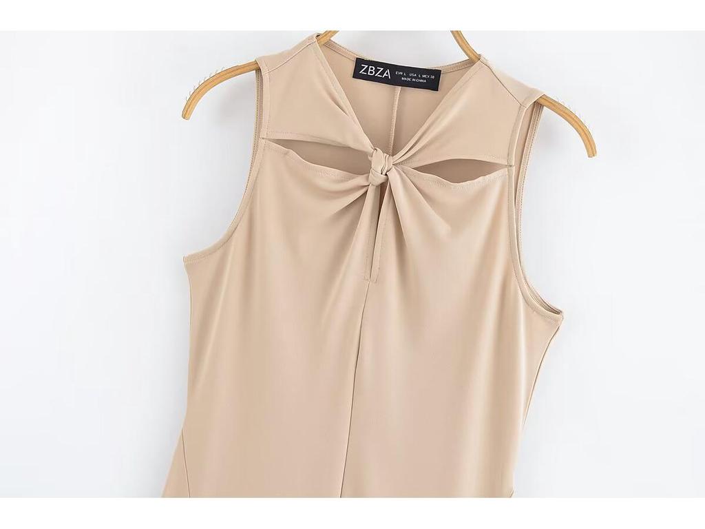 2025 Summer Fashion: Elegant Sleeveless Evening Dress with Chest Tie Design