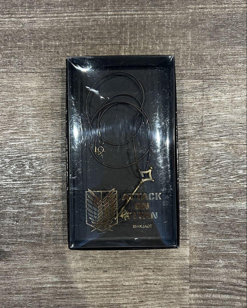 

[USED] Attack on Titan Accessory Necklace