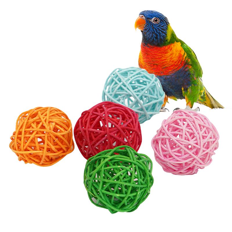 Juguetes para Pájaros Mascotas Juguetes para Masticar Juguete de Bola de Ratán para Pájaros Para Loro Periquito Periquito Calopsita Juguetes para Masticar Jugar Juguetes para Jaulas de Loros 5 uds