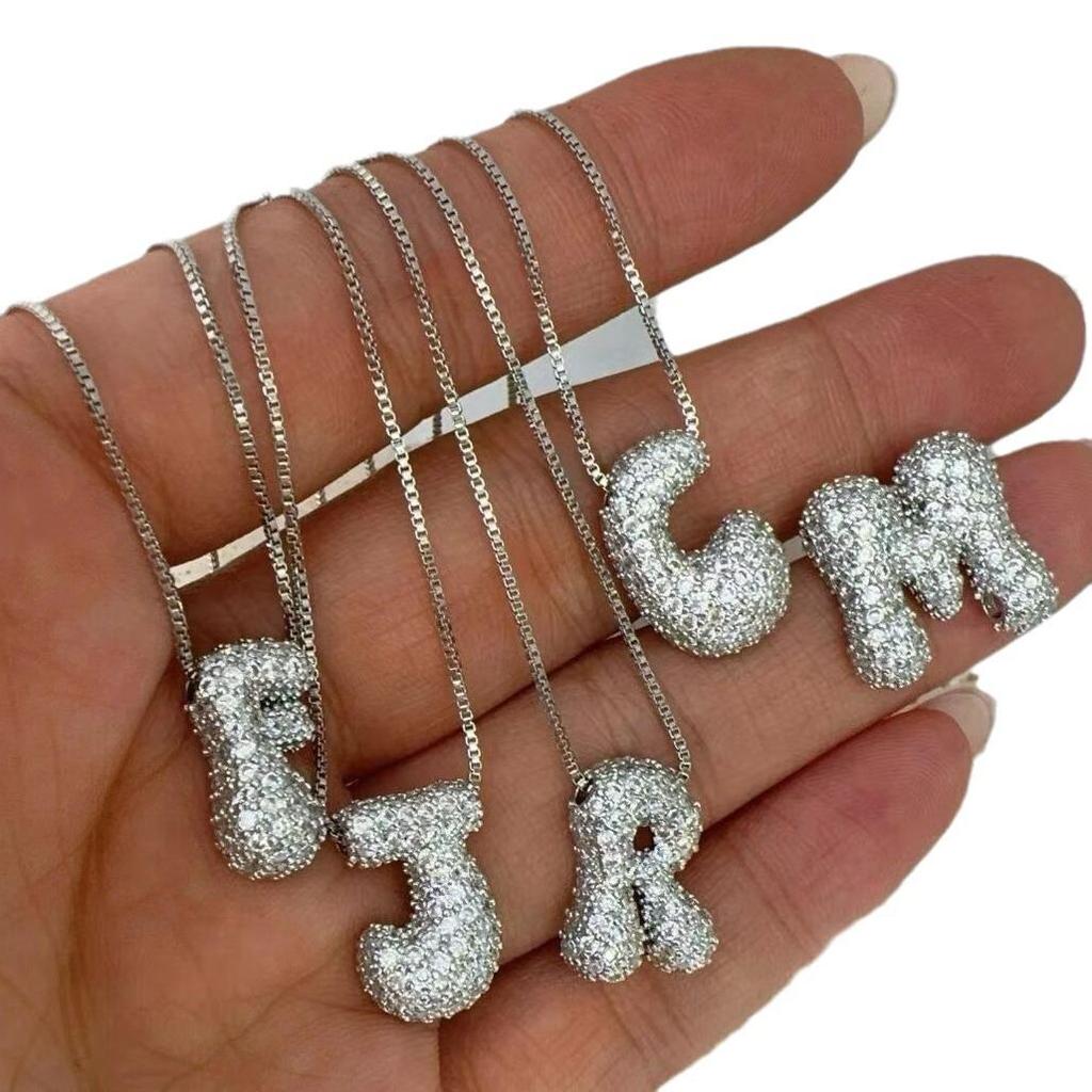 Elegant 26-Letter Micro-Inlaid Zirconia Necklace: Light Luxury 18K Gold-Plated Classic