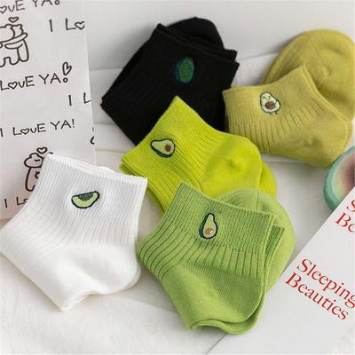 Damen Einfarbig Avocado Stickerei Socken Lässige Joker Baumwolle Kurze Socken für Damen Prägnanter College-Stil Atmungsaktive Socken Trendig
