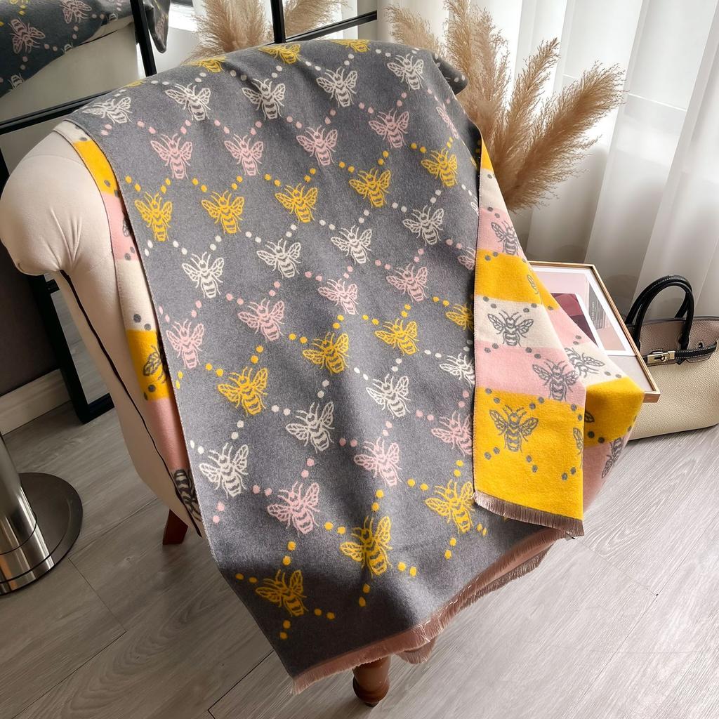 Bee Double-Sided Contrasting Colors Fashionable Versatile Imitation Cashmere Scarf Women'S Medium And Long Office Shawl Scarf