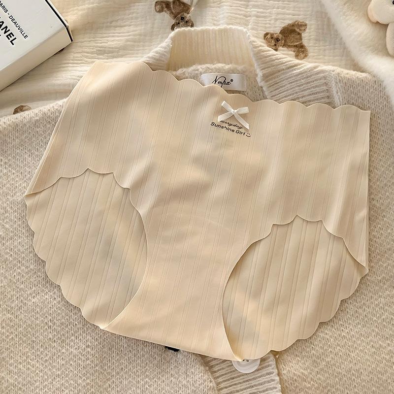 Women Mid Waist Seamless Antibacterial Ice Silk Panties With Pure Cotton Crotch