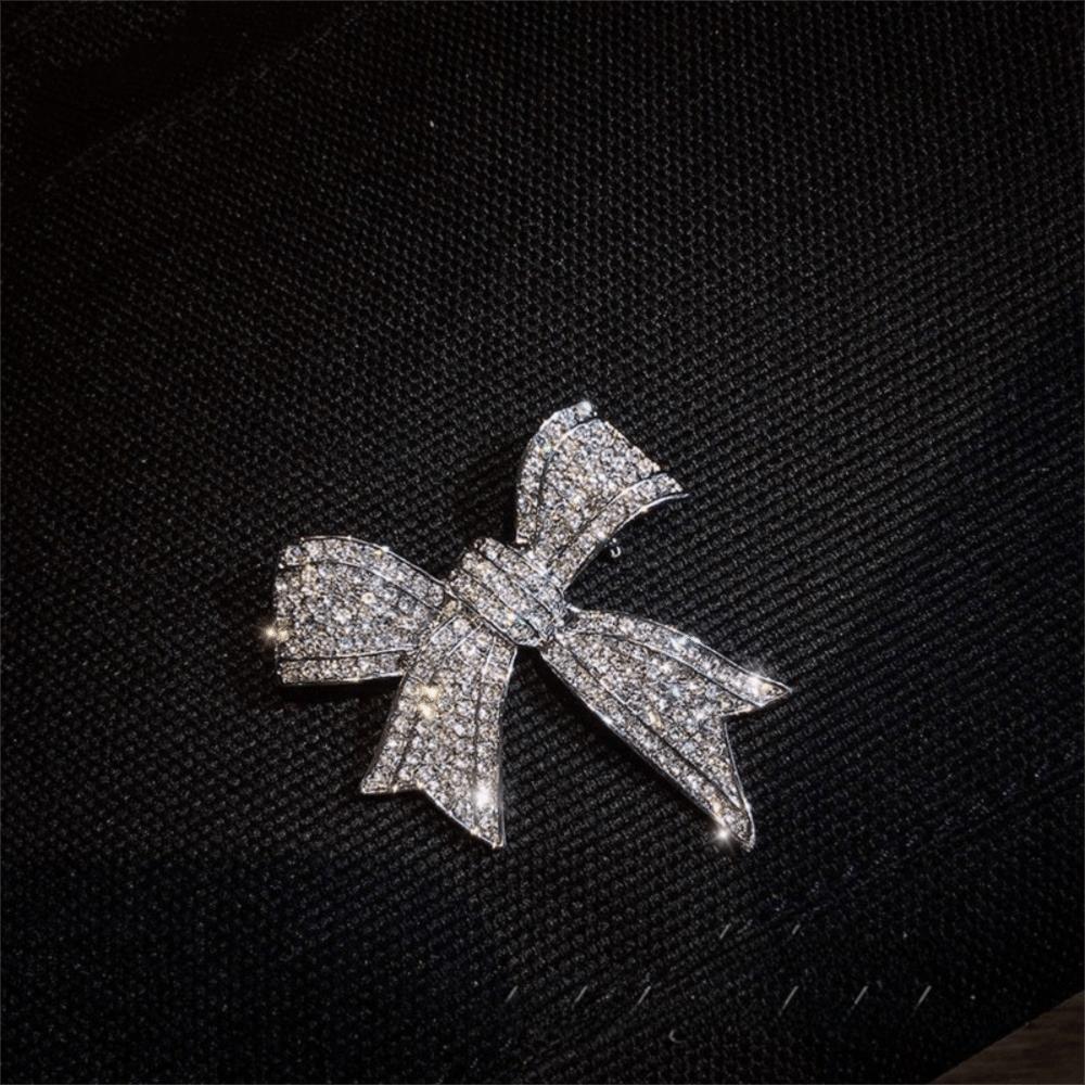 Exquisite Shiny Bowknot Brooch Zinc Alloy Hollow Rhinestones Brooch Small Bow Lapel Pins for Lady Dress