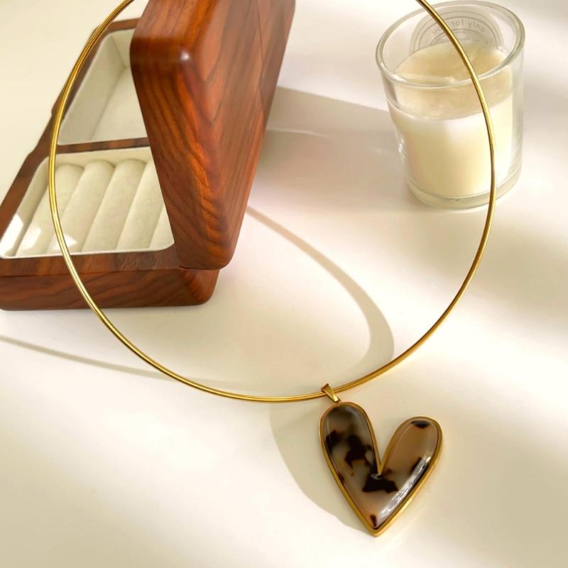 Stylish Leopard Print Acrylic Pendant Necklace Heart/Flower Charm Neckchain Lightweight Trendy Jewelry Gift