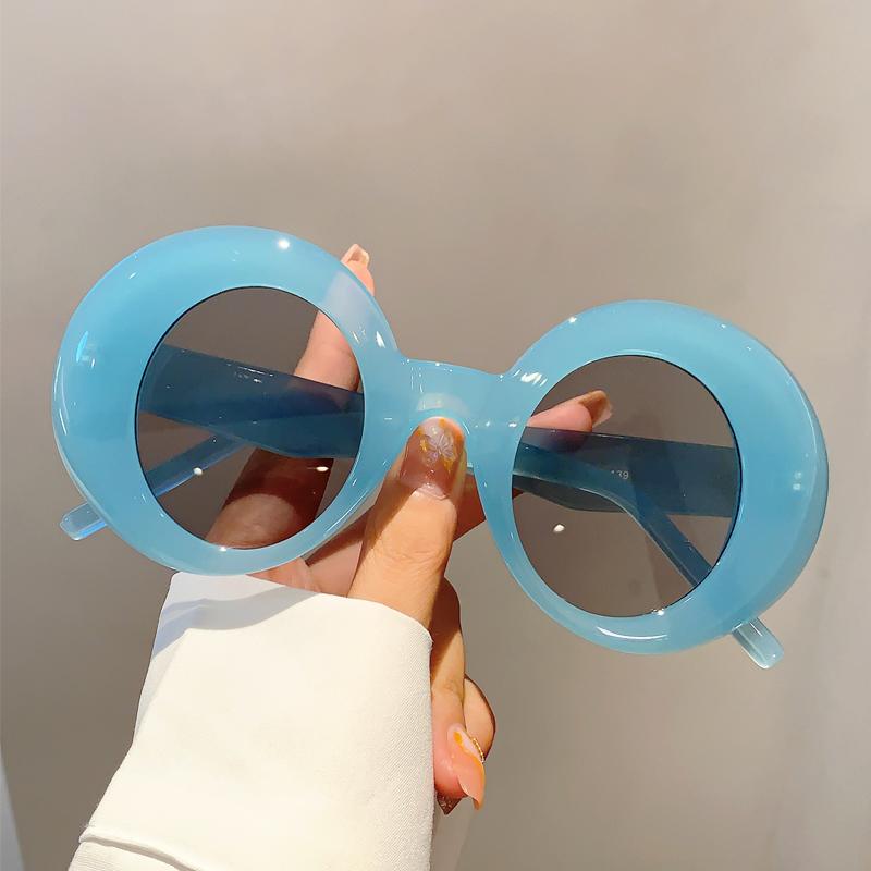 Vintage Round Sunglasses Women  New Fashion Candy Color Outdoor Beach Shades Trendy Ins Brand Designer UV400 Eyewear
