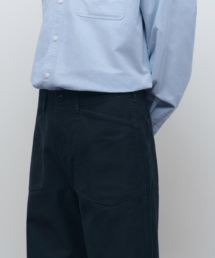 MUSINSA STANDARD Back Satin Baker Pants [Navy]