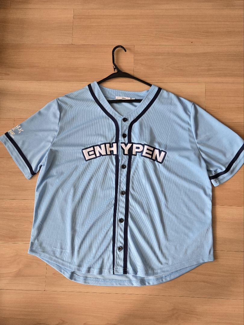 

[USED] ENHYPEN WALK THE LINE Stadium Uniform Shirt