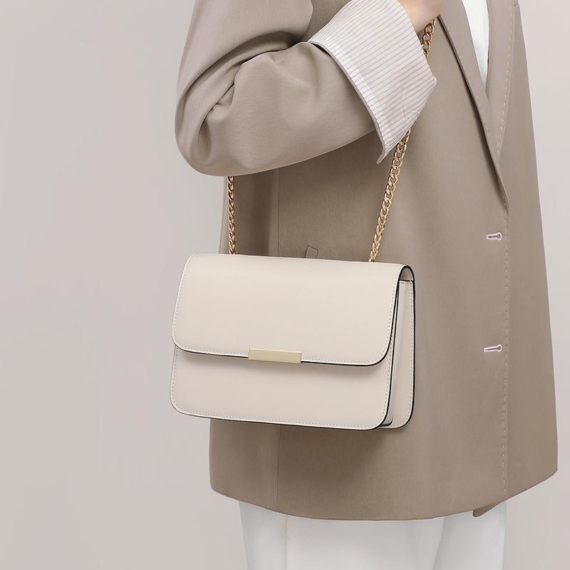 2025 Autumn Winter New Chain Crossbody Bag for Women, Cowhide Crossbody Underarm Bag, Single Shoulder Bag, Versatile Small Square Bag